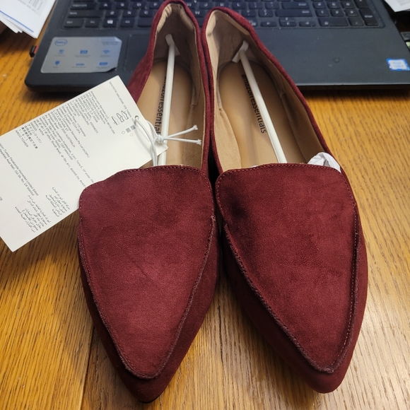 Ladies Loafer - Picture 2 of 5